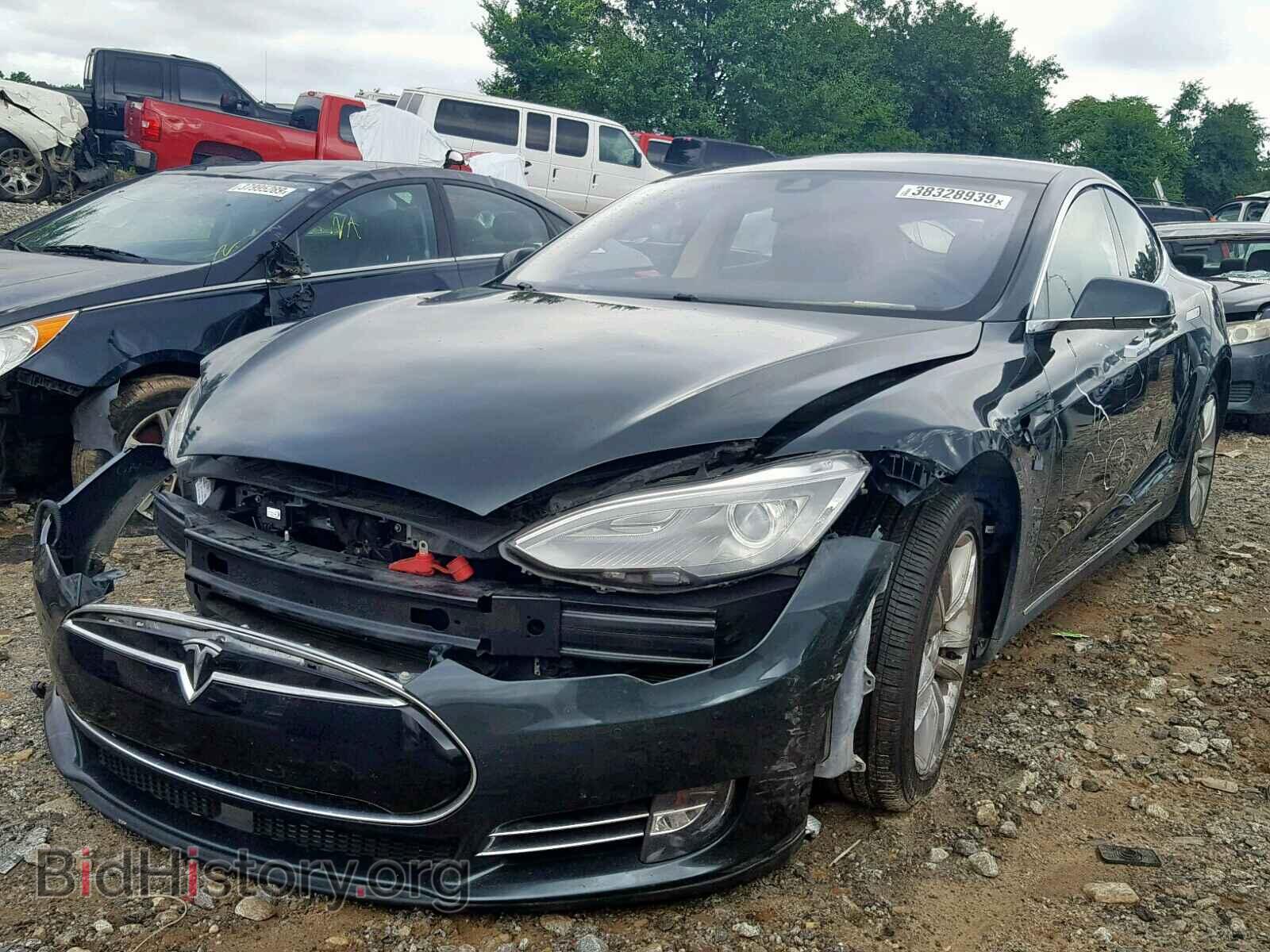 2014 TESLA MODEL S - VIN: 5YJSA1S1XEFP60981 - Photo 2