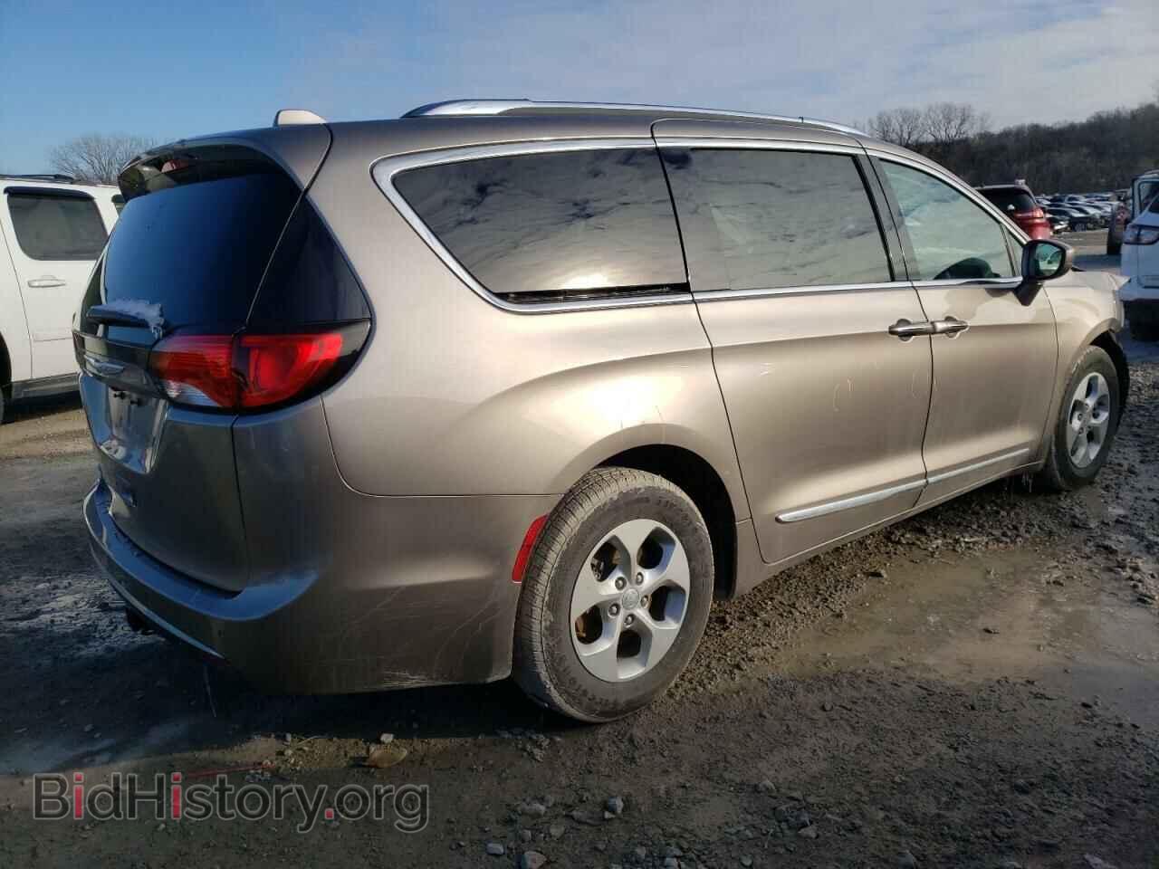 2017 CHRYSLER PACIFICA - VIN: 2C4RC1EG9HR537042 - Photo 3