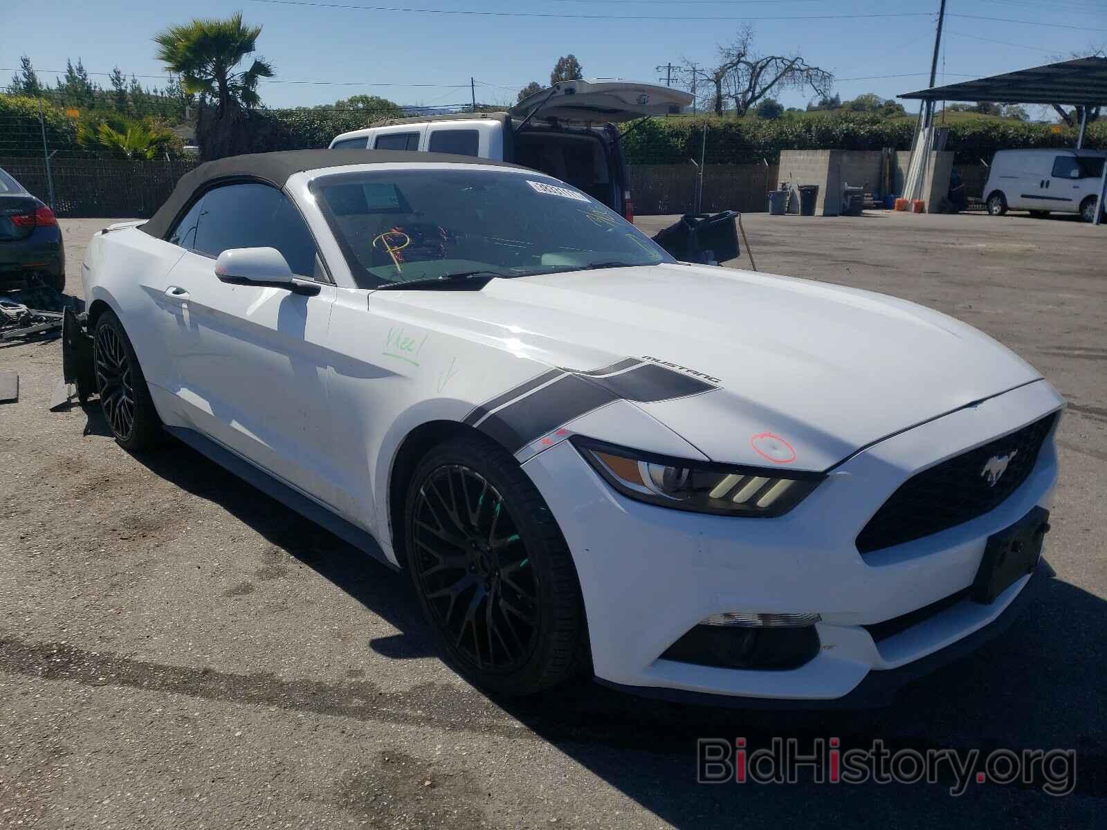 Photo 1FATP8UH7G5295561 - FORD MUSTANG 2016