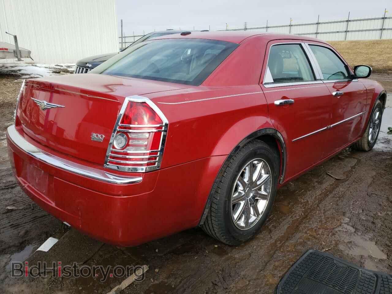 2010 CHRYSLER 300 - VIN: 2C3CA3CV7AH248802 - Фото 4