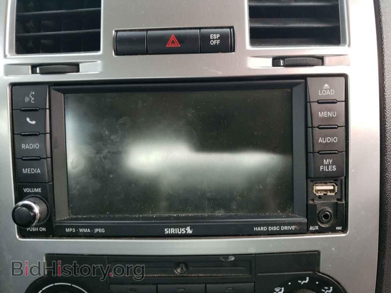 2010 CHRYSLER 300 - VIN: 2C3CA3CV7AH248802 - Фото 9