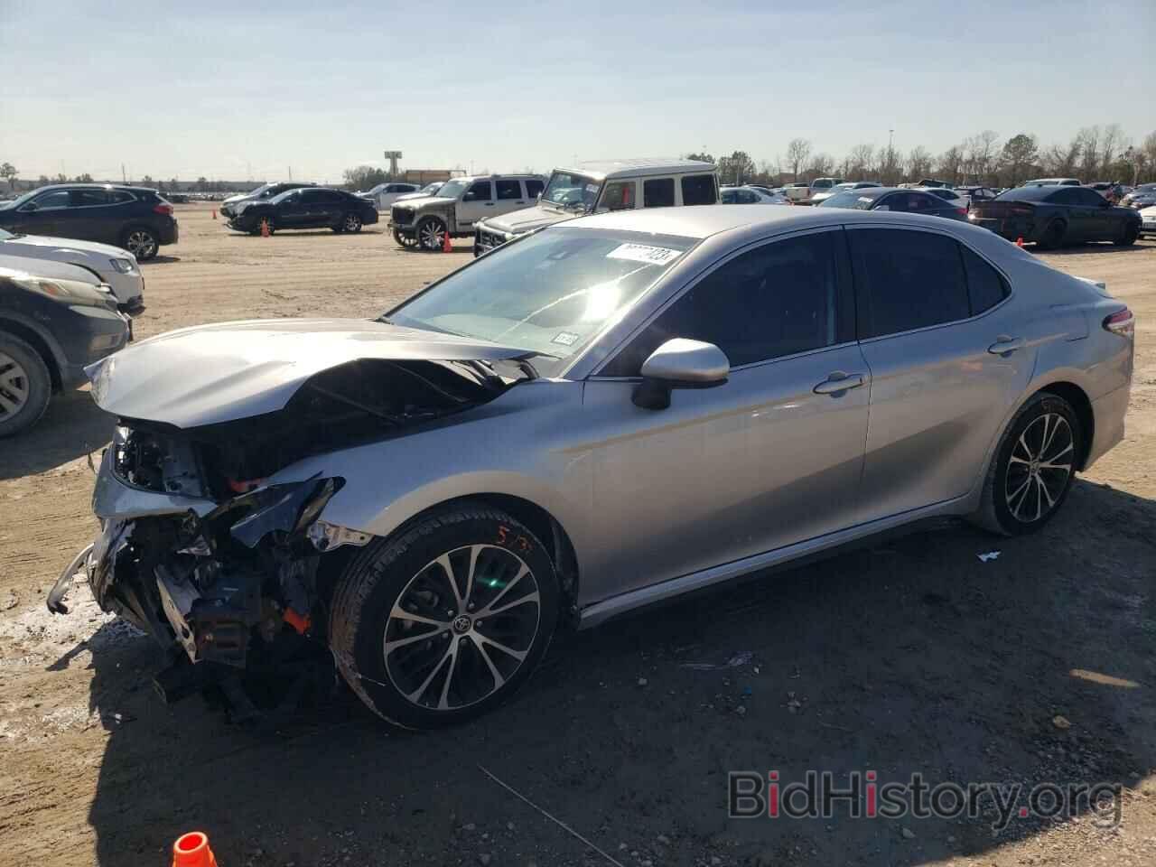 Photo 4T1G11AK6LU965486 - TOYOTA CAMRY 2020