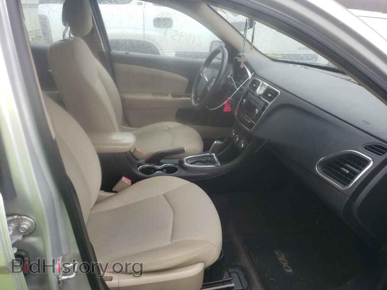 2012 CHRYSLER 200 - VIN: 1C3CCBAB6CN210954 - Фото 5