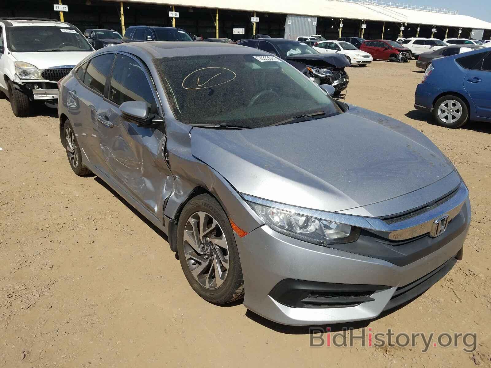 Photo 19XFC2F77GE051563 - HONDA CIVIC 2016