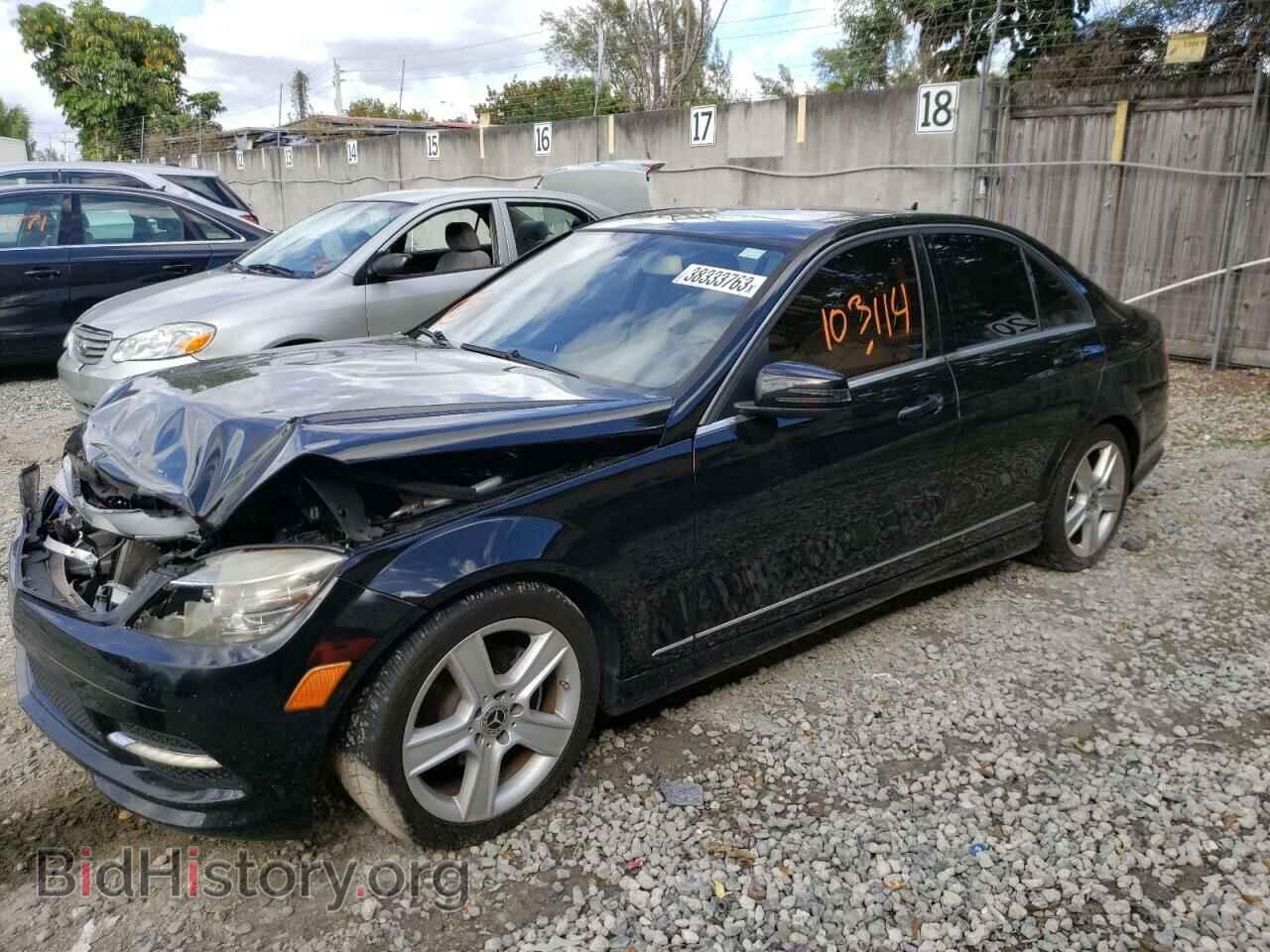 Photo WDDGF5EB4BA417242 - MERCEDES-BENZ C-CLASS 2011