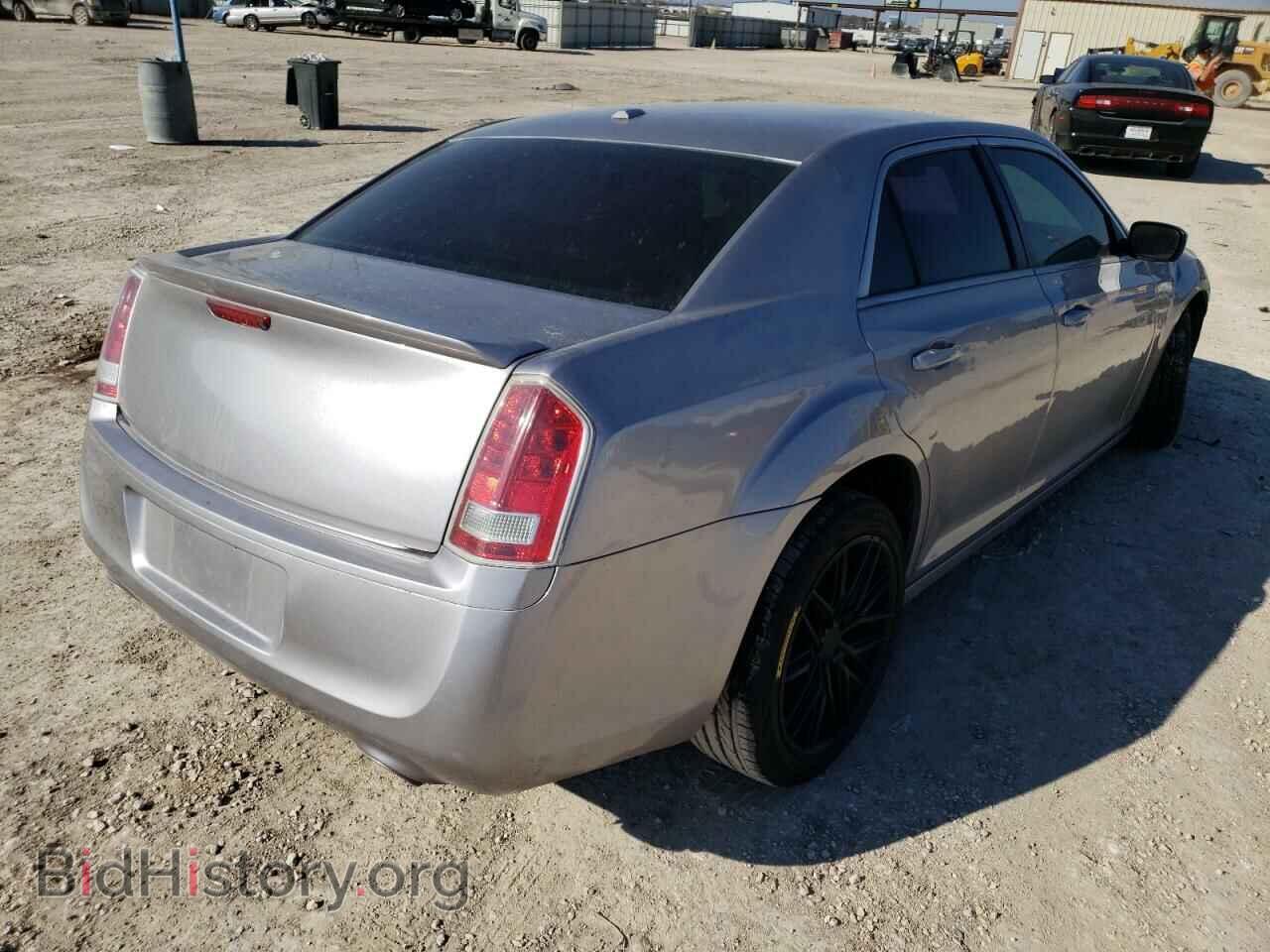 2012 CHRYSLER 300 - VIN: 2C3CCABG0CH279541 - Фото 4