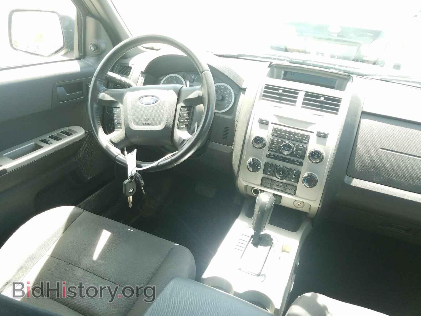 2011 FORD ESCAPE - VIN: 1FMCU9DG2BKA55906 - Фото 9