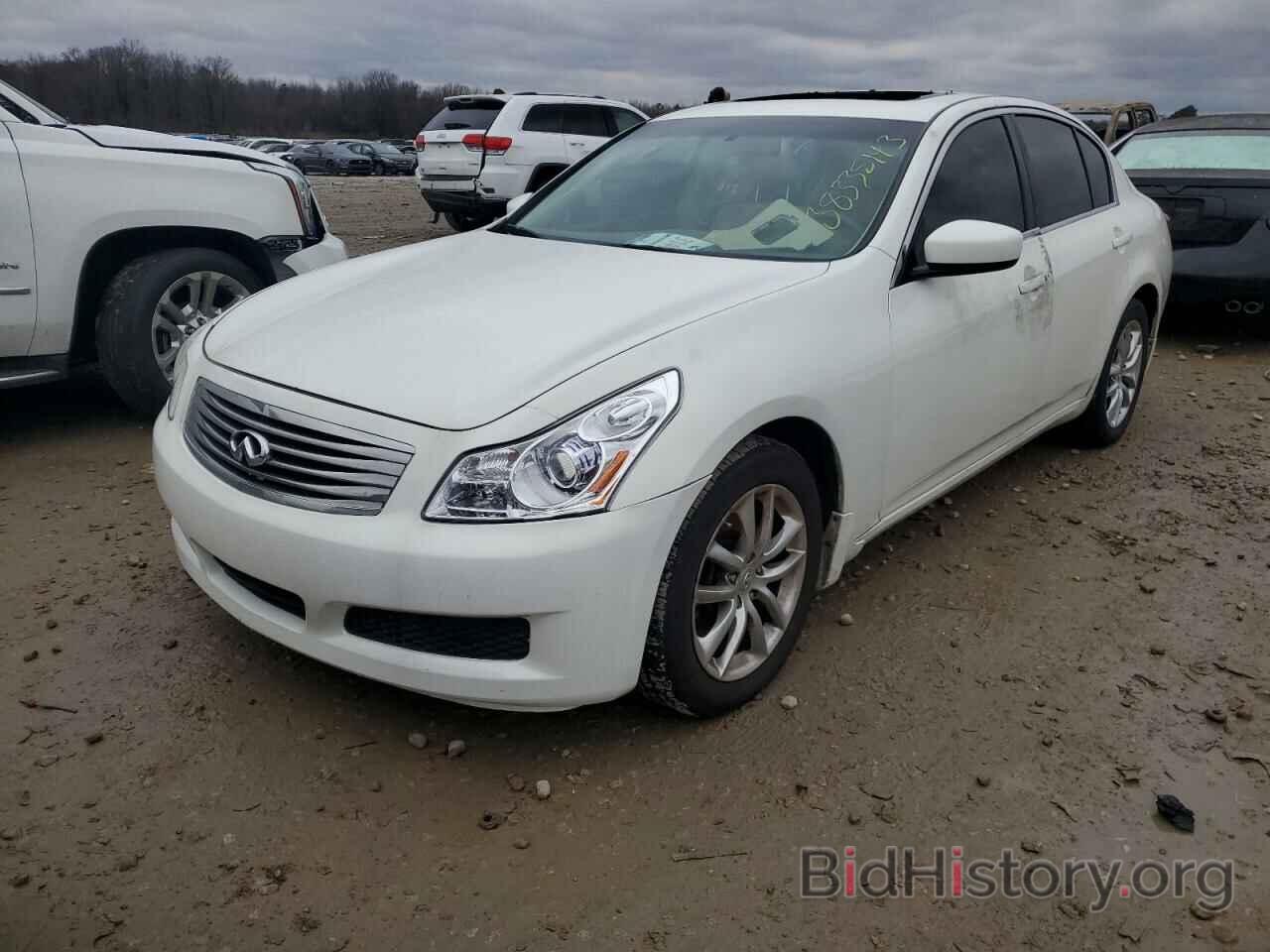 Photo JNKCV61F69M363332 - INFINITI G37 2009