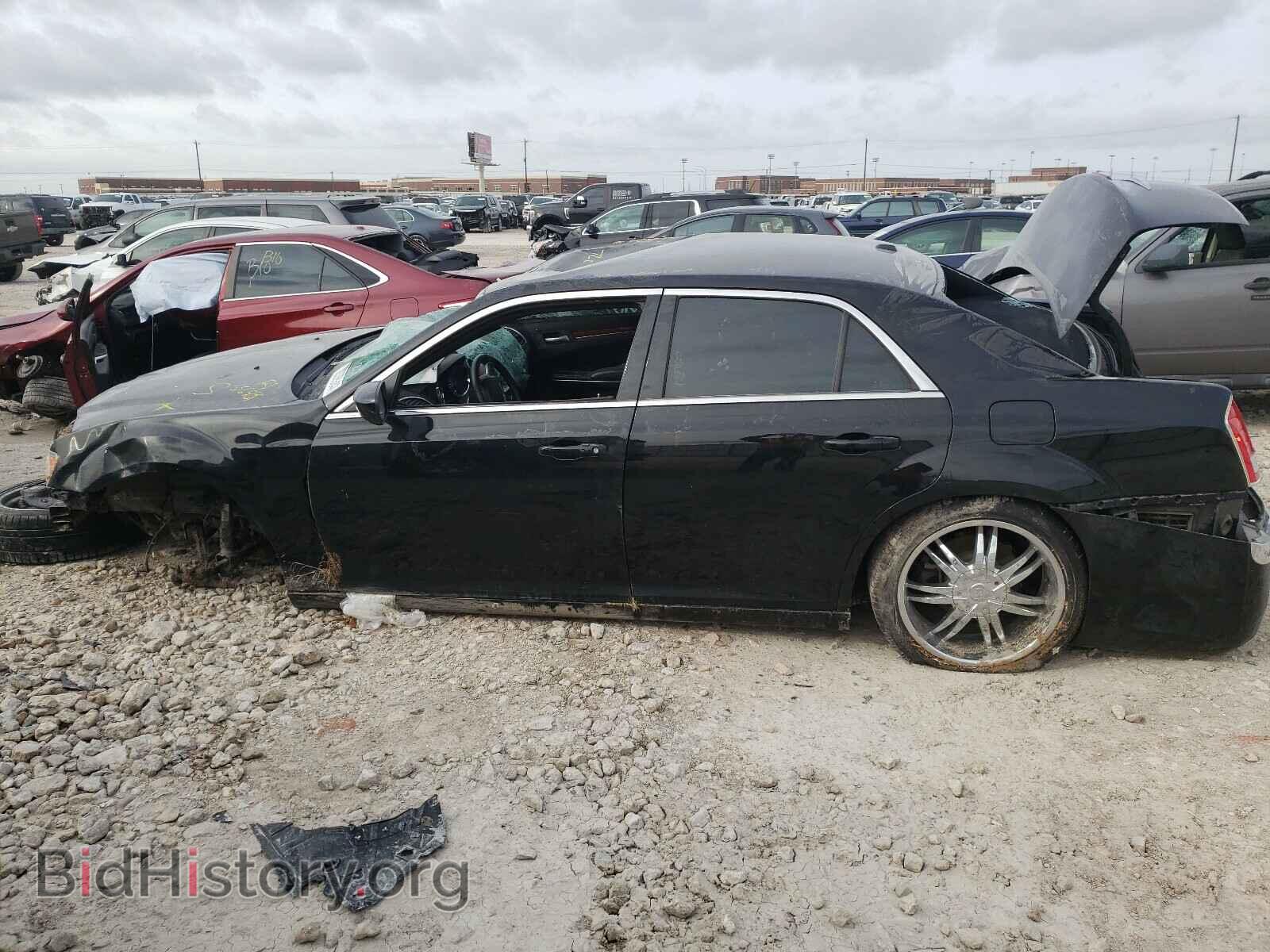 2013 CHRYSLER 300 - VIN: 2C3CCAAG7DH556589 - Фото 9