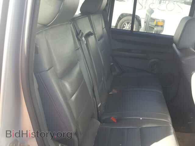 2007 JEEP COMMANDER - VIN: 1J8HH48K17C606739 - Photo 6