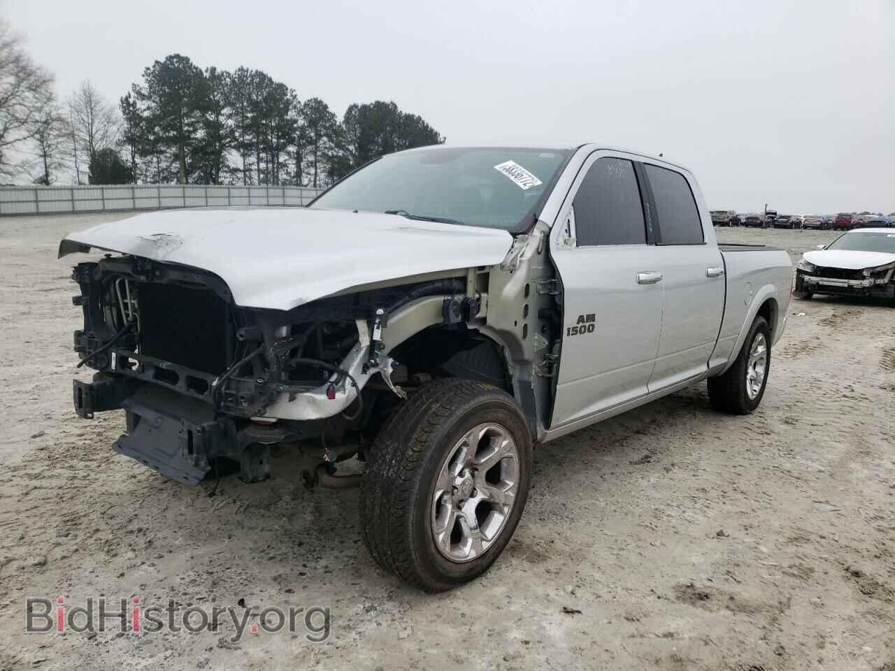 2018 RAM 1500 - VIN: 1C6RR7VT1JS123943 - Фото 2