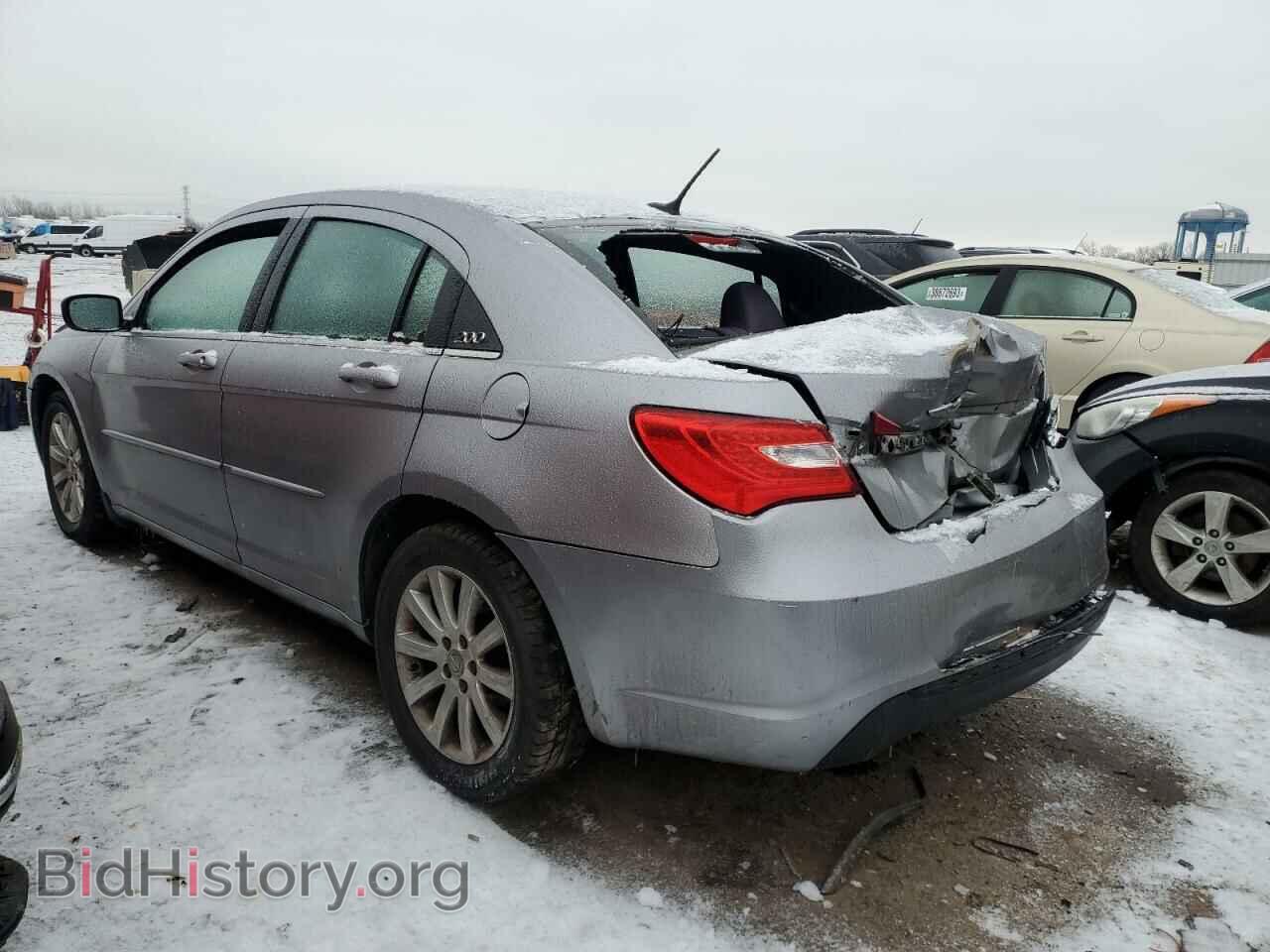 2013 CHRYSLER 200 - VIN: 1C3CCBBB5DN605997 - Фото 2