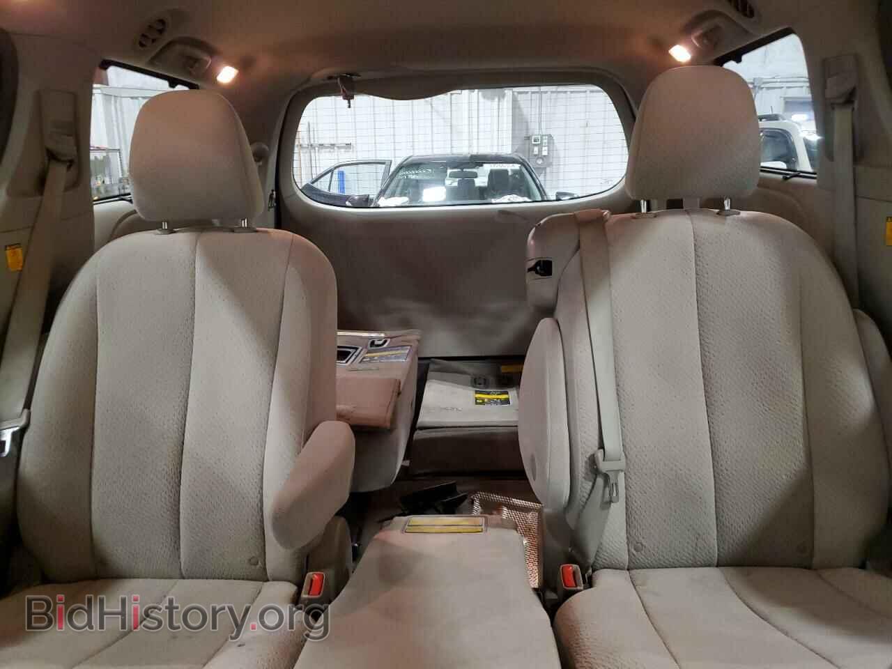 2012 TOYOTA All Models - VIN: 5TDKK3DC2CS217527 - Фото 10