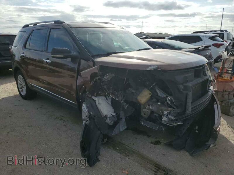 2011 Ford EXPLORER (VIN 1FMHK7D81BGA37652) — photo 4 of 13