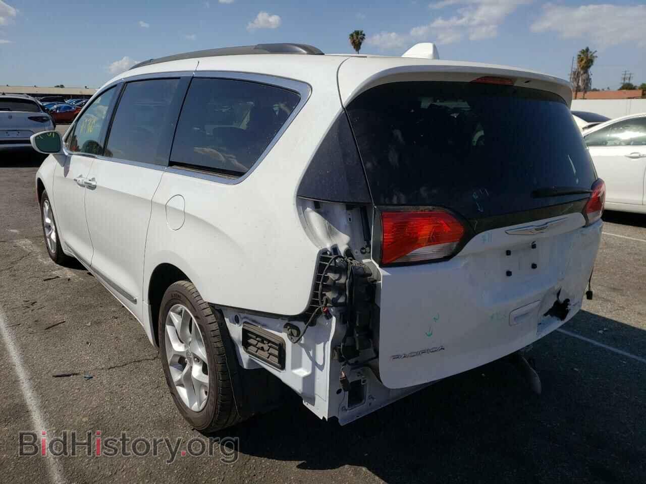 2017 CHRYSLER PACIFICA - VIN: 2C4RC1BG2HR506008 - Фото 3