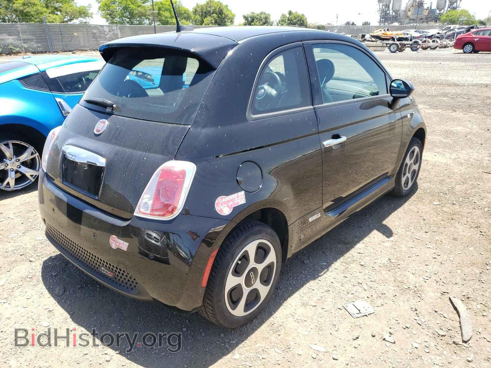 2017 FIAT 500 - VIN: 3C3CFFGE2HT620951 - Photo 4