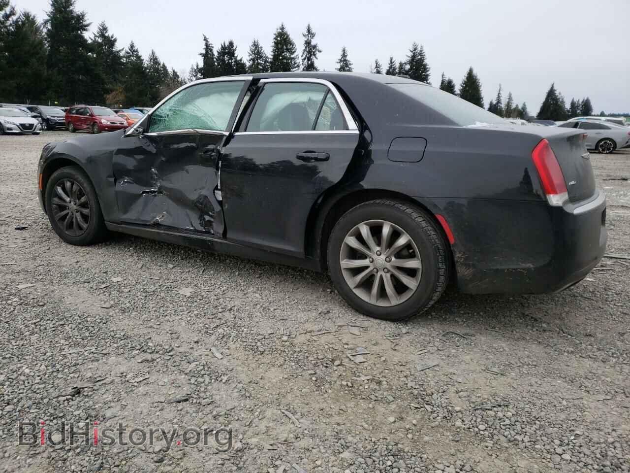 2016 CHRYSLER 300 - VIN: 2C3CCARG7GH261565 - Фото 2