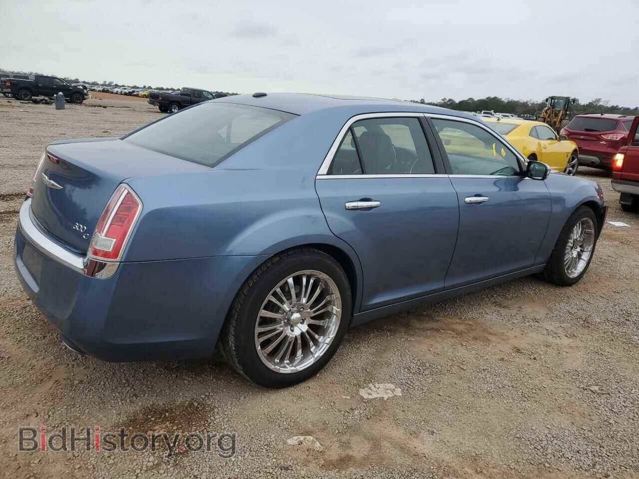 2011 CHRYSLER 300 - VIN: 2C3CA6CT1BH598332 - Фото 3