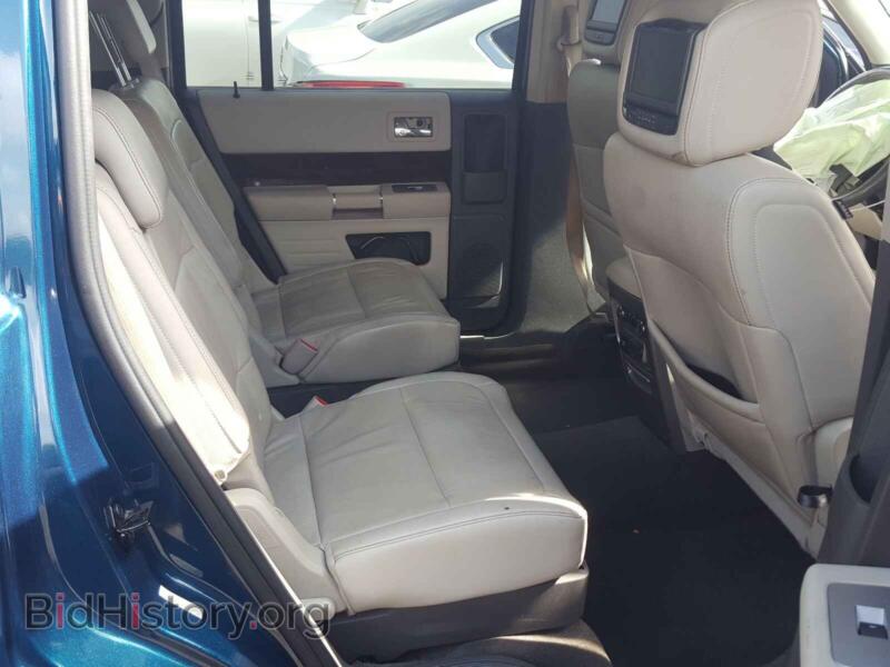2011 Ford FLEX (VIN 2FMGK5CC7BBD17928) — фото 6 из 10