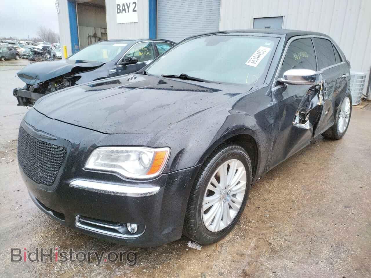 2011 CHRYSLER 300 - VIN: 2C3CK6CT0BH515437 - Фото 2