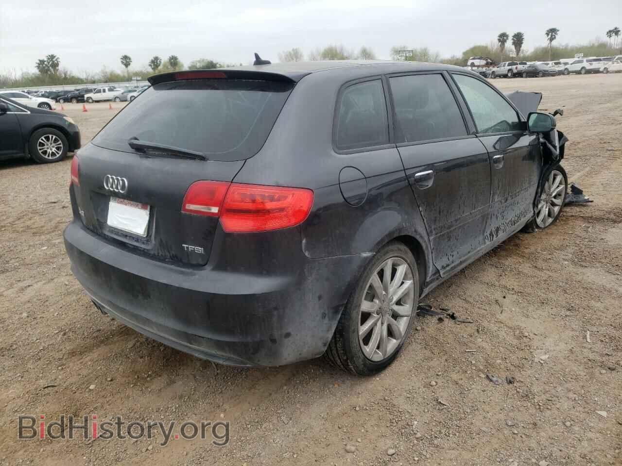 2011 AUDI A3 - VIN: WAUBEAFM9BA024379 - Photo 4