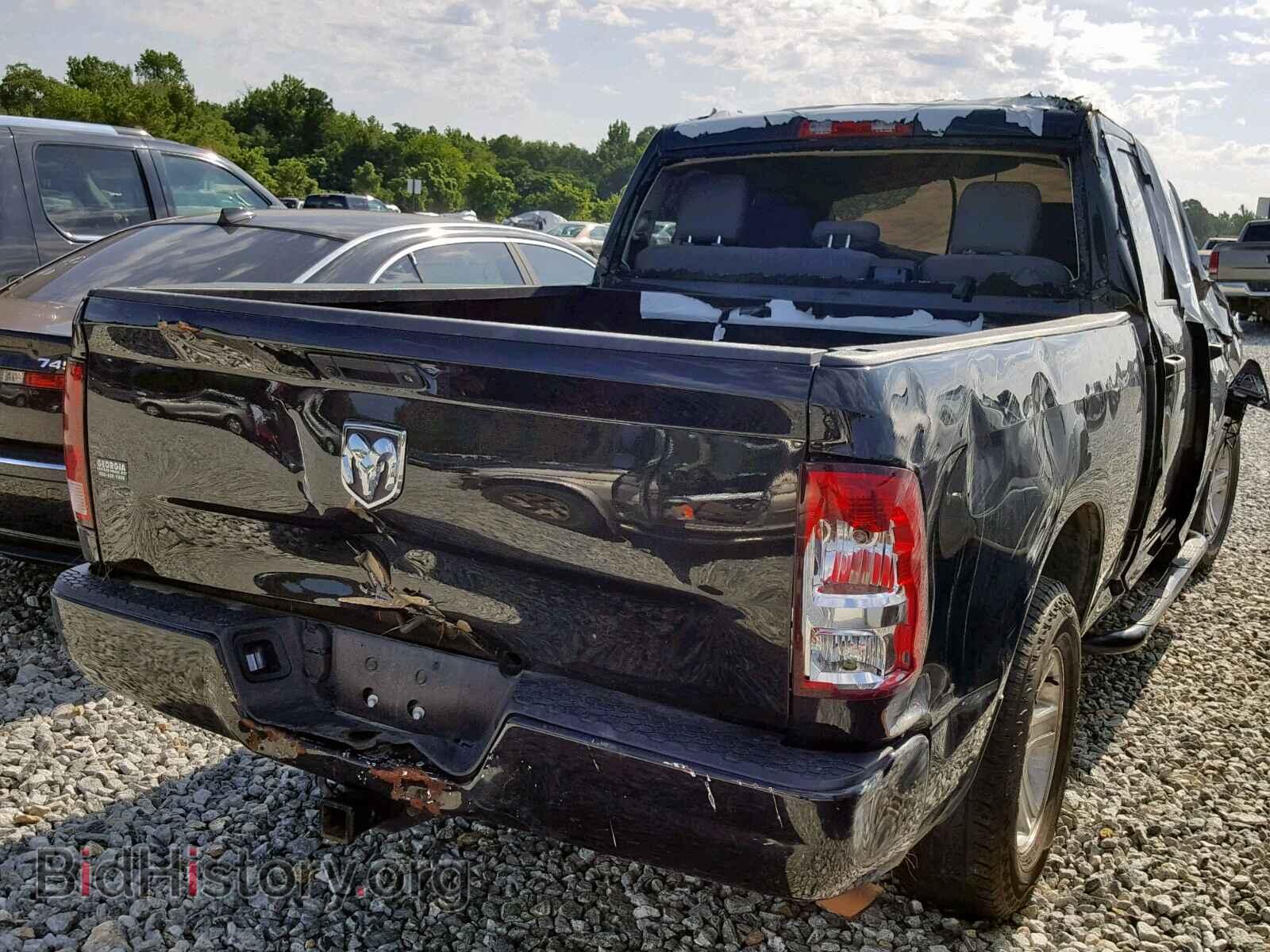 2018 RAM 1500 ST - VIN: 1C6RR6FT9JS280533 - Фото 4