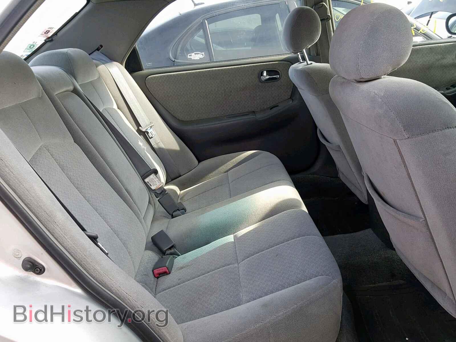 2000 MAZDA 626 - VIN: 1YVGF22C6Y5111158 - Фото 6