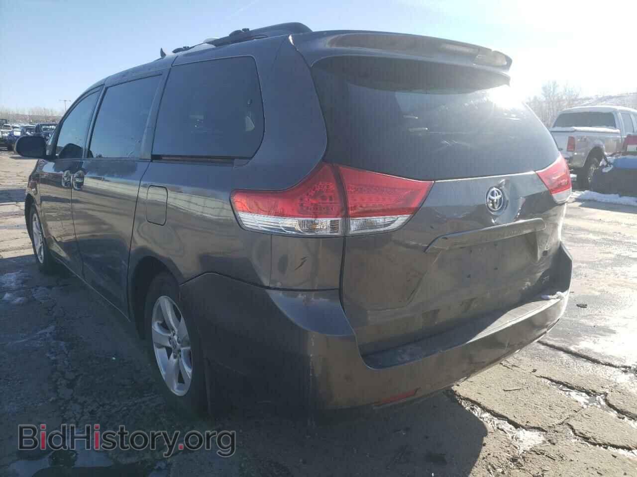 2012 TOYOTA SIENNA - VIN: 5TDKK3DC3CS201496 - Фото 3