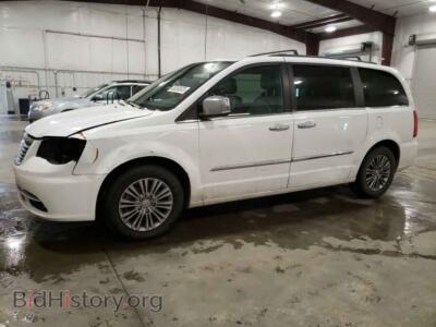 2014 Chrysler MINIVAN Town & COU, white — VIN 2C4RC1CG4ER225502, Copart