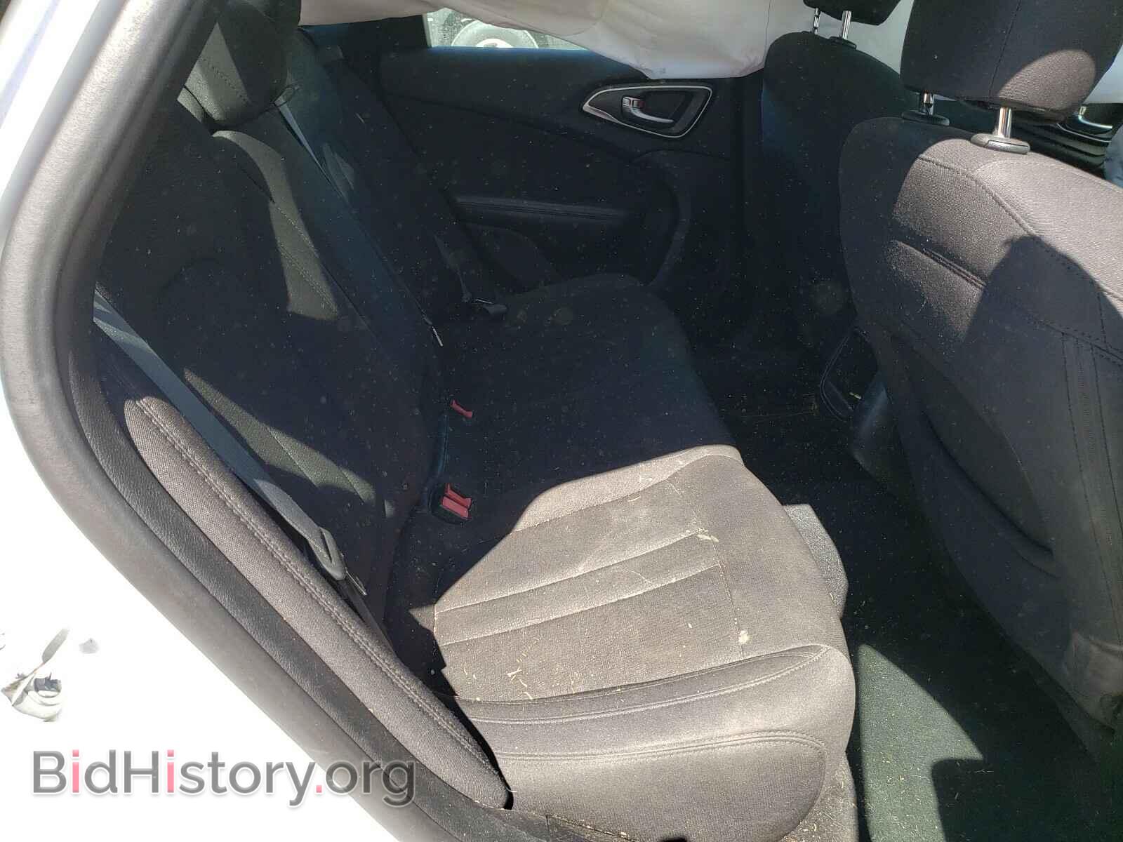 2015 CHRYSLER 200 - VIN: 1C3CCCAB7FN578702 - Фото 6
