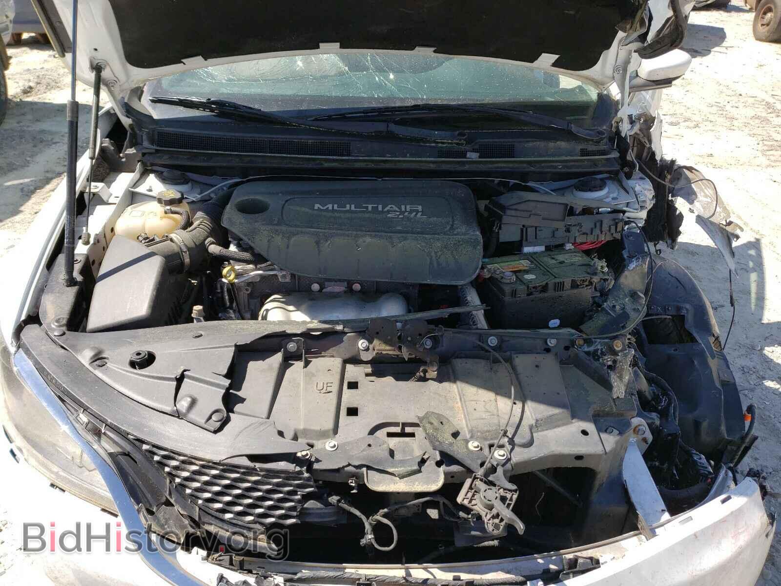 2015 CHRYSLER 200 - VIN: 1C3CCCAB7FN578702 - Фото 7