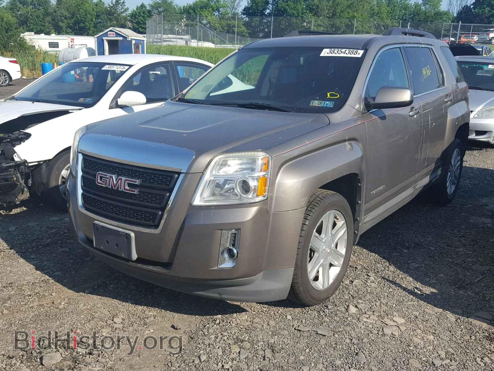 2011 GMC TERRAIN - VIN: 2CTALSEC4B6303047 - Photo 2