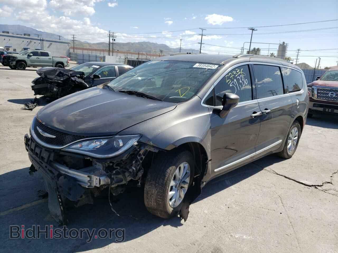 2017 CHRYSLER PACIFICA - VIN: 2C4RC1BG7HR569282 - Фото 2