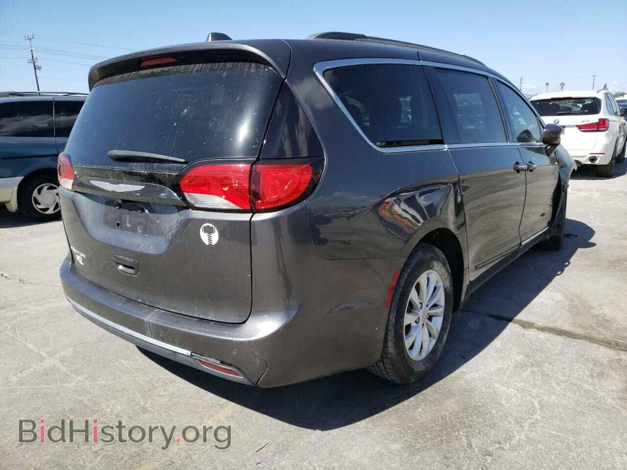 2017 CHRYSLER PACIFICA - VIN: 2C4RC1BG7HR569282 - Фото 4