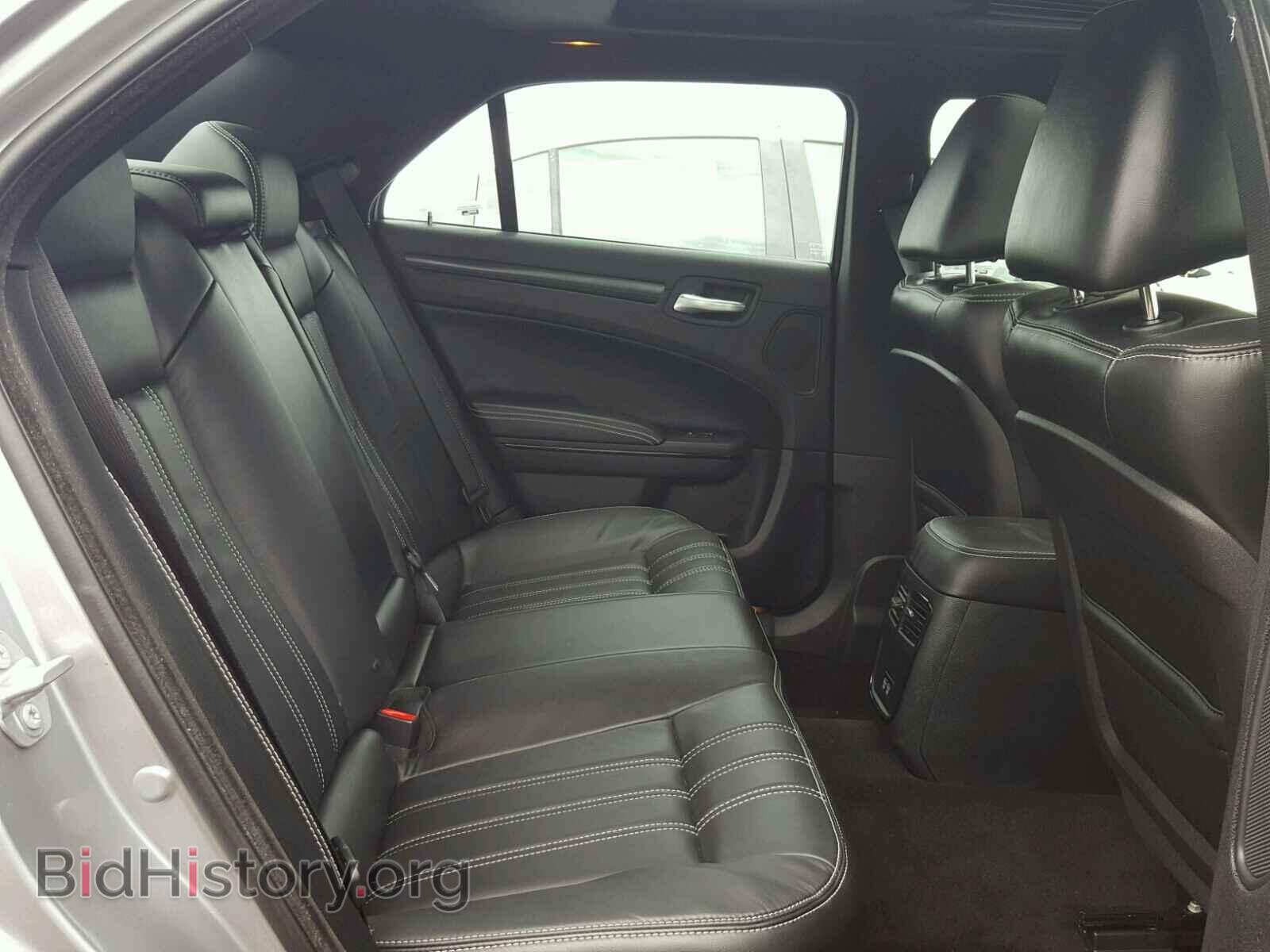 2016 CHRYSLER 300 - VIN: 2C3CCAGG2GH244367 - Photo 6