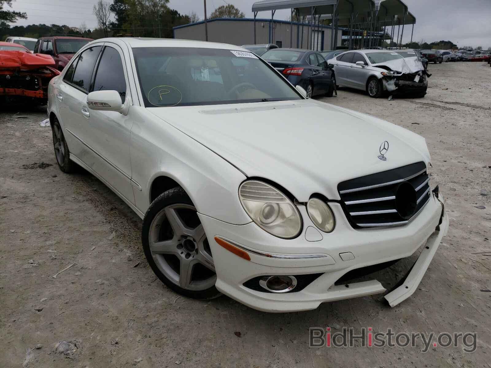 Photo WDBUF87X89B411616 - MERCEDES-BENZ E CLASS 2009