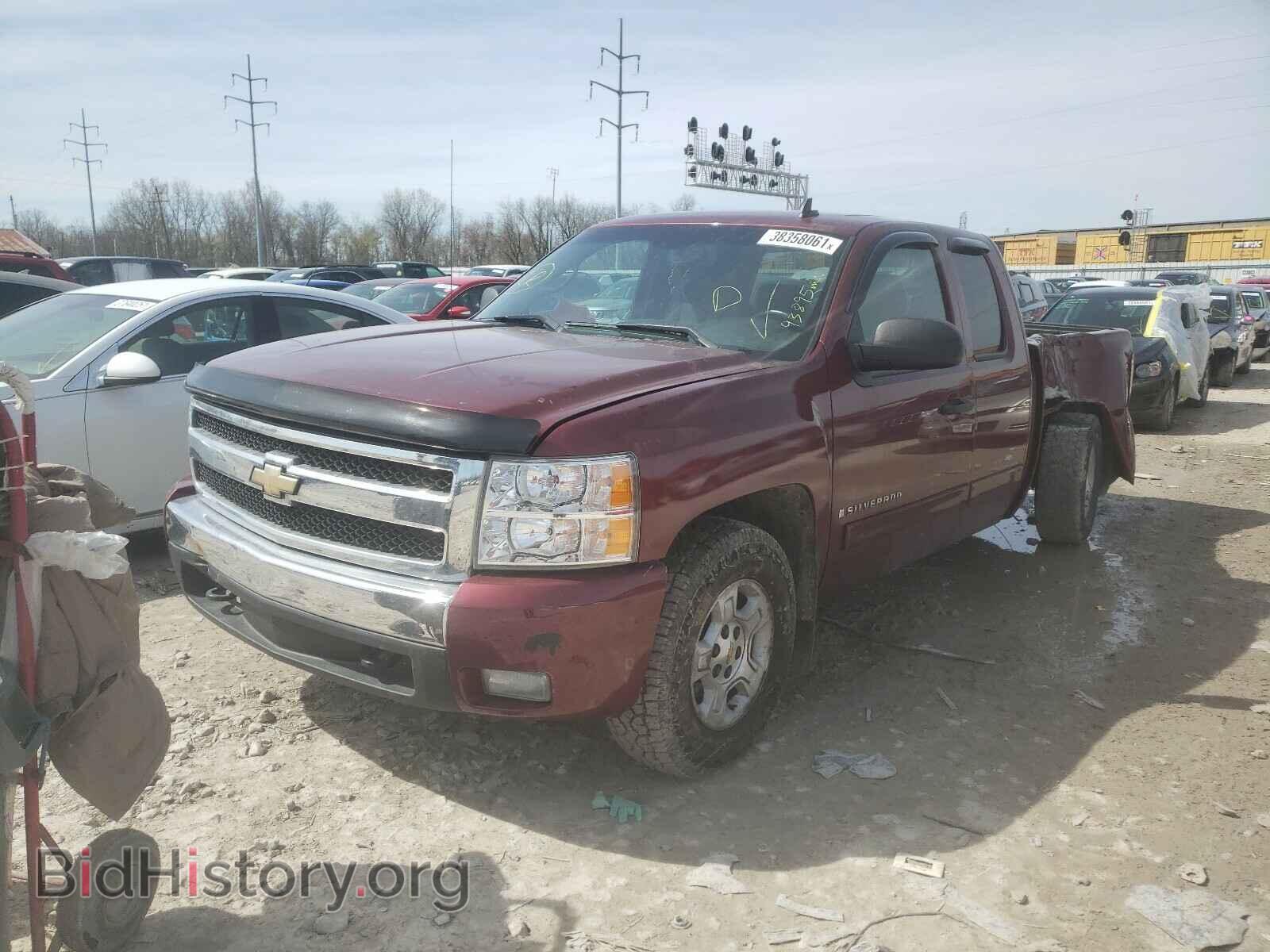 2008 CHEVROLET SILVERADO - VIN: 2GCEK19J981249849 - Фото 2