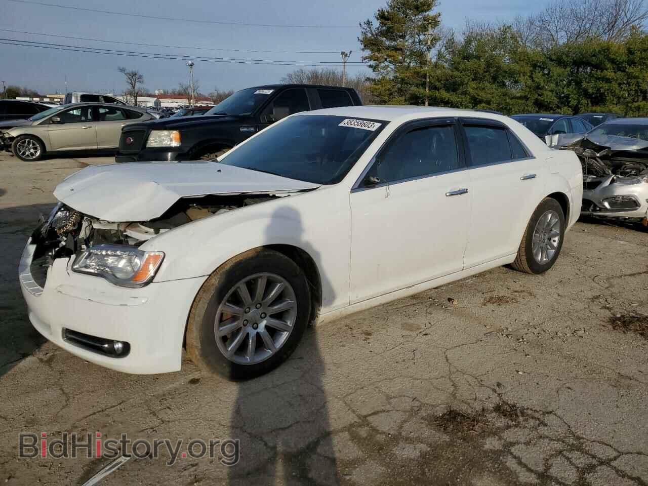 Фотография 2C3CCACG3CH250632 - CHRYSLER 300 2012