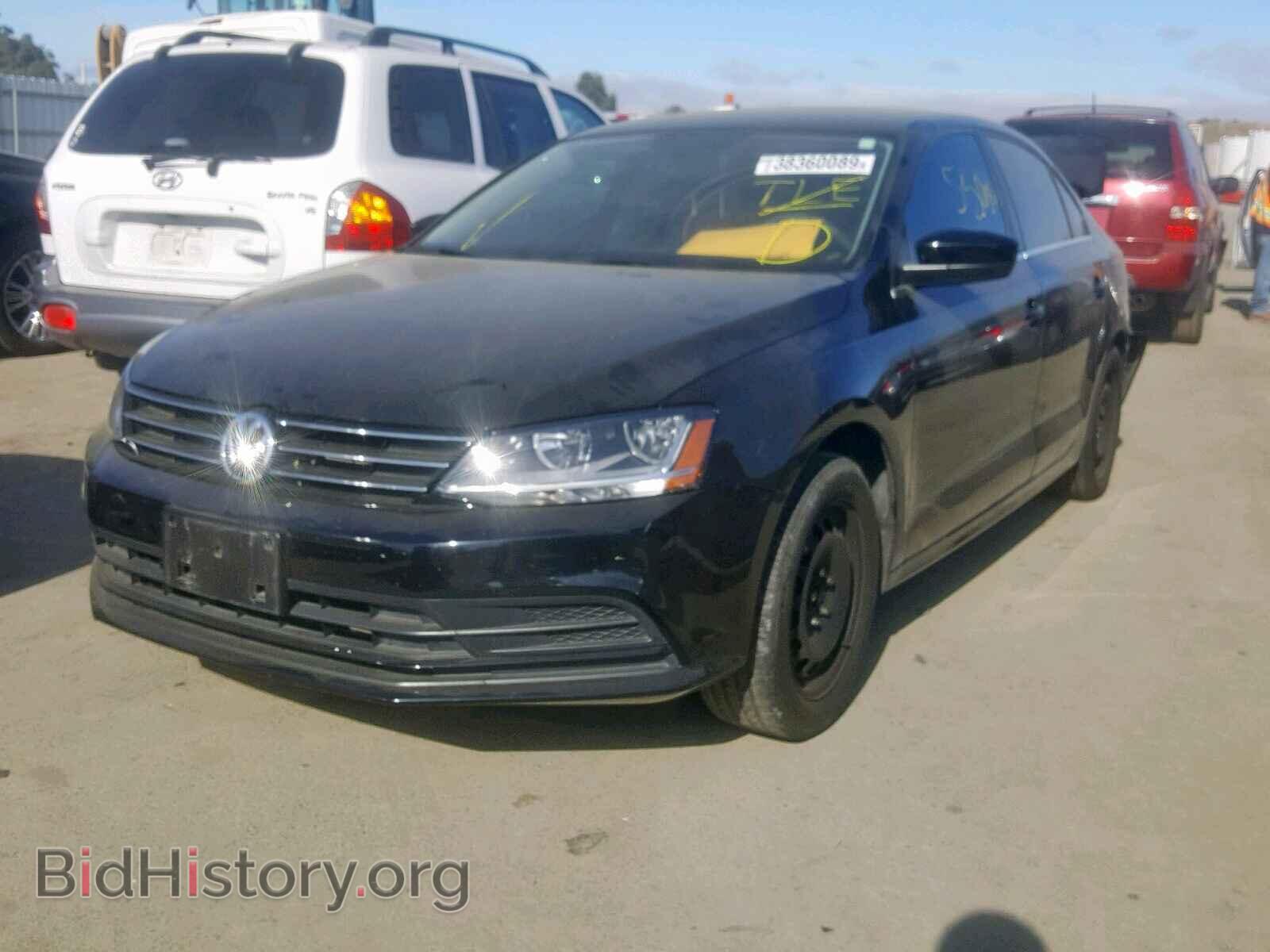 2017 VOLKSWAGEN JETTA - VIN: 3VW2B7AJ2HM377843 - Фото 2