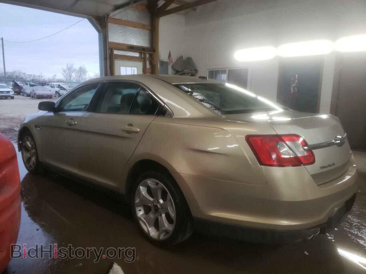 2011 FORD TAURUS - VIN: 1FAHP2EW4BG105549 - Фото 2