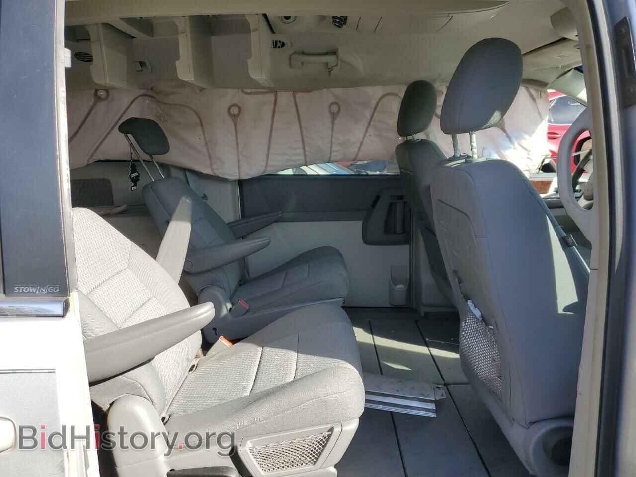 2009 CHRYSLER MINIVAN - VIN: 2A8HR54199R674636 - Фото 10