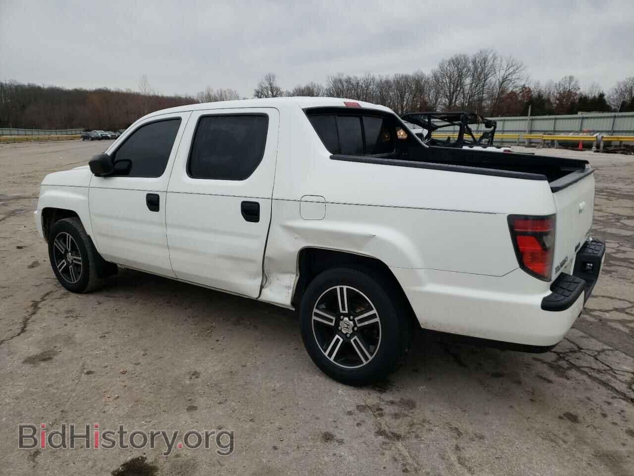 2013 HONDA RIDGELINE - VIN: 5FPYK1F73DB009751 - Фото 2