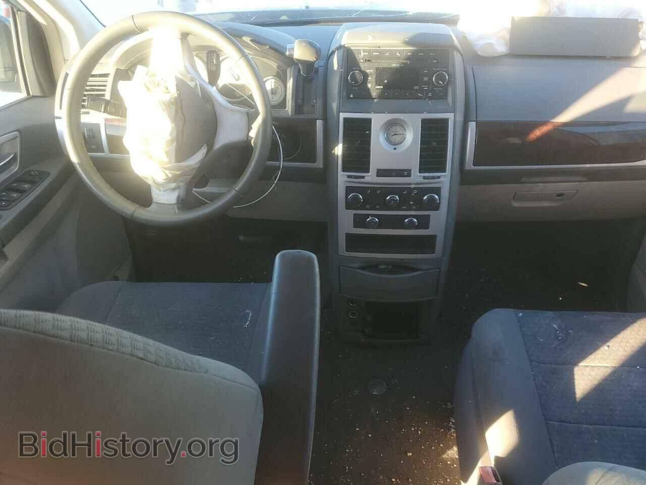2010 CHRYSLER MINIVAN - VIN: 2A4RR5D17AR232545 - Фото 8