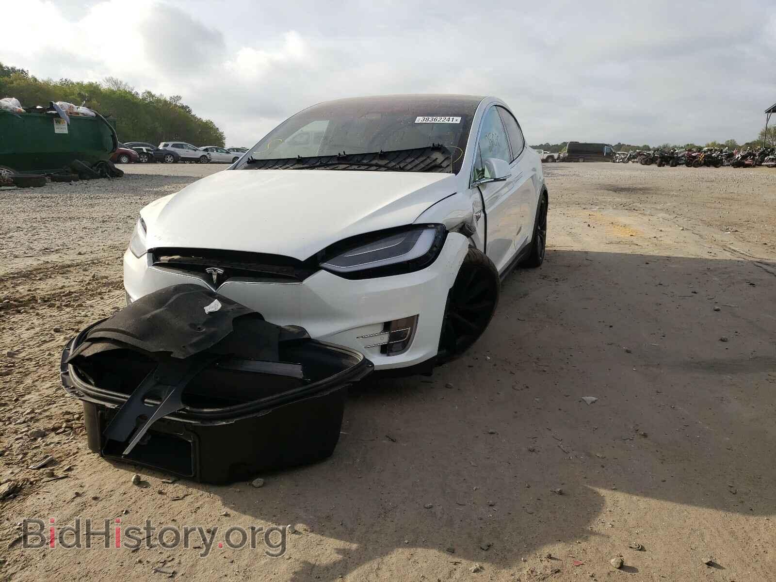2017 TESLA MODEL X - VIN: 5YJXCDE27HF060149 - Photo 2