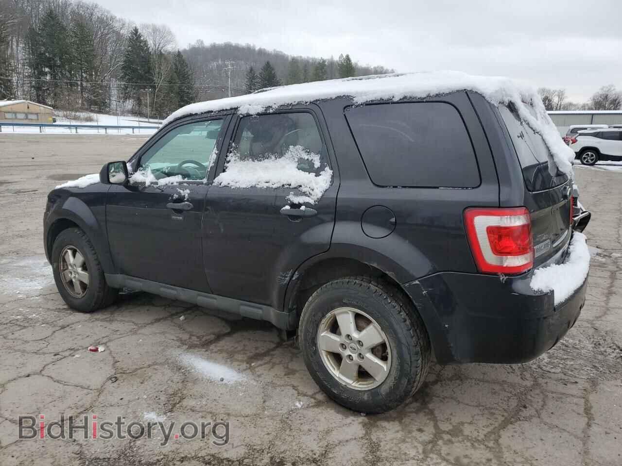 2011 FORD ESCAPE - VIN: 1FMCU9D79BKB44775 - Фото 2