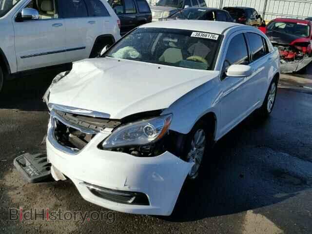 2013 CHRYSLER 200 - VIN: 1C3CCBBB1DN546687 - Фото 2