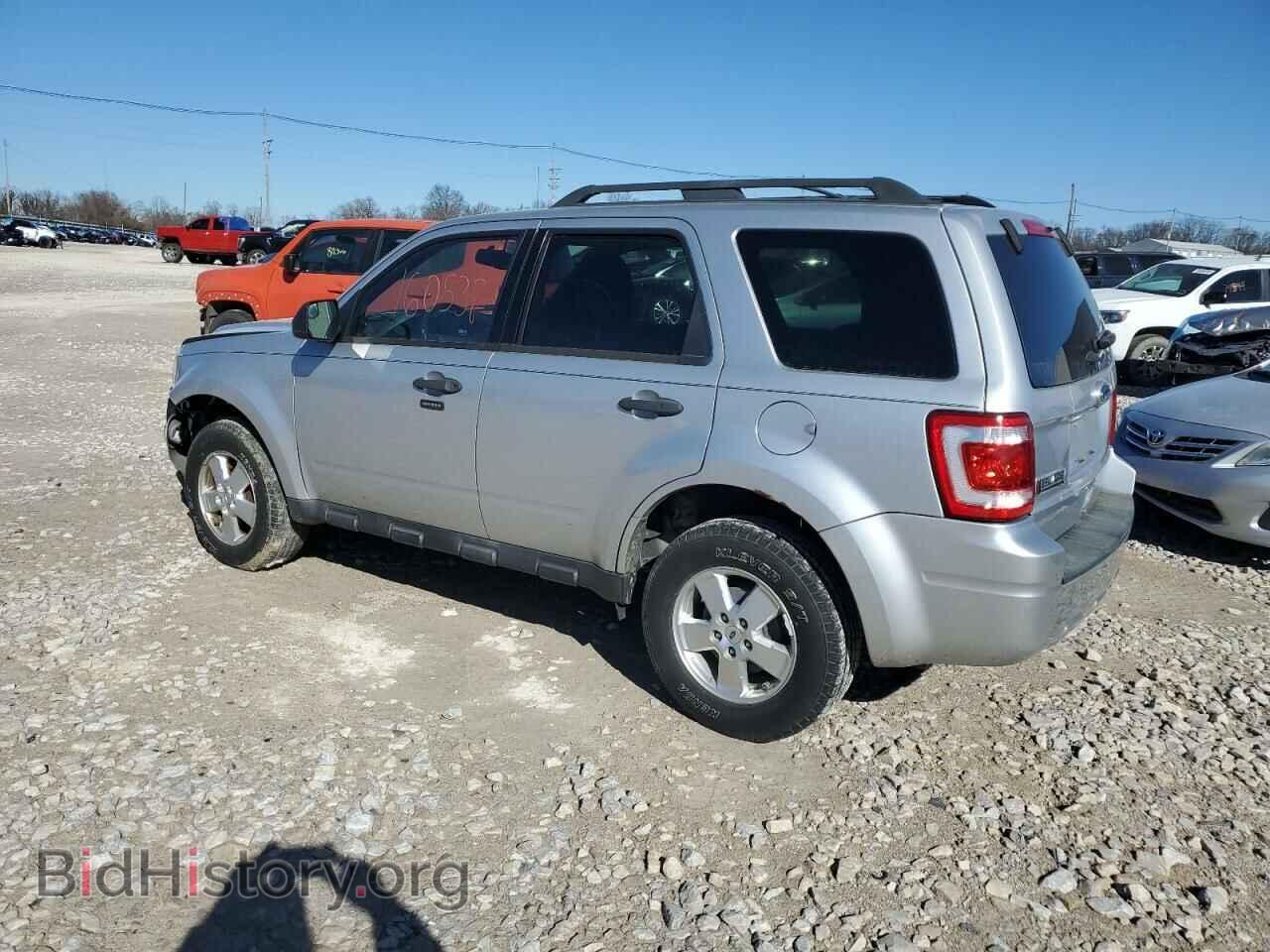 2011 FORD ESCAPE - VIN: 1FMCU0D7XBKB21999 - Фото 2