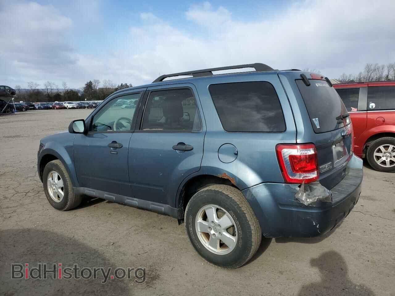 2011 FORD ESCAPE - VIN: 1FMCU9D73BKC54947 - Фото 2