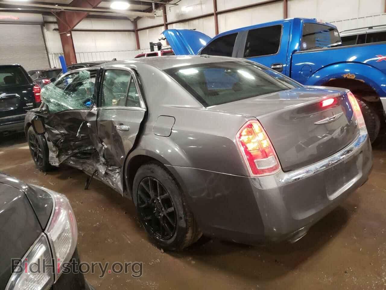 2012 CHRYSLER 300 - VIN: 2C3CCACG3CH165970 - Фото 2