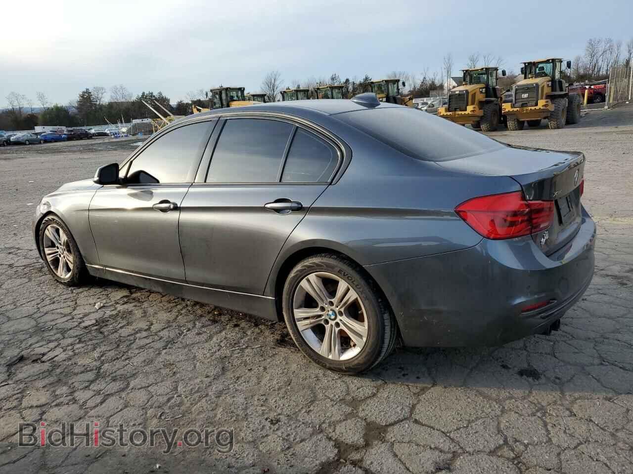 2016 BMW 3 SERIES - VIN: WBA8E3G5XGNU01167 - Фото 2